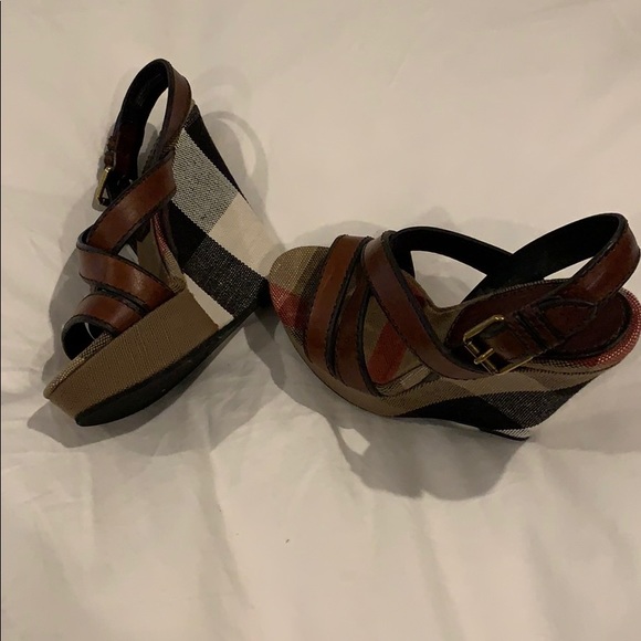 Burberry wedges - Picture 2 of 2